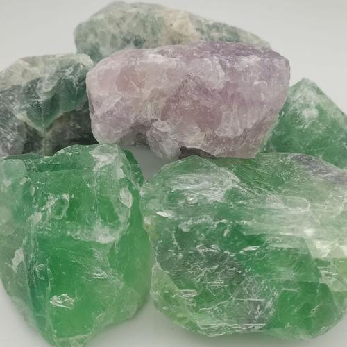 萤石原矿厂现货供应 氟化钙原石与矿物晶体系列产品批发指南